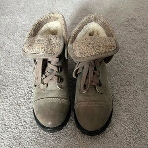 Women’s Roxy boots